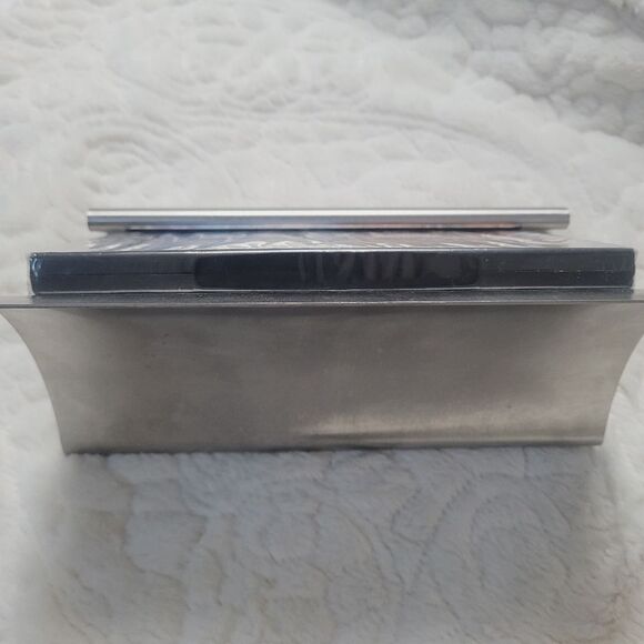 Passengers DVD Jennifer Lawrence Chris Pratt New Sealed - Picture 5 of 6